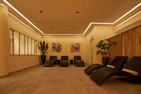 Enorme Santanna Island Spa